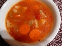 navets, oignons, pommes de terre, c�leri, carottes, bo�te de 28 on de tomates en d�s, 1 bo�te de bouillon de poulet, et voil� une bonne soupe.